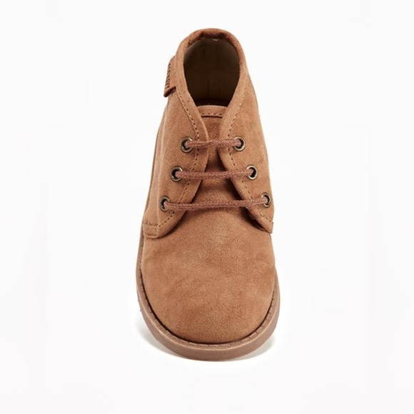 Old Navy Sueded Desert Boots For Toddler - Picture 6 of 10